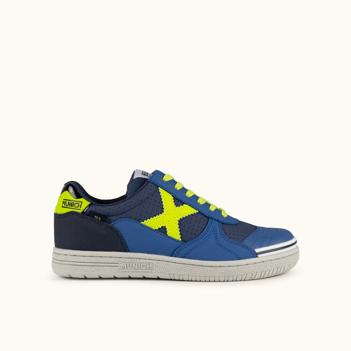 Zapatilla de fútbol sala MUNICH G3 468 azules y amarillo flúor.