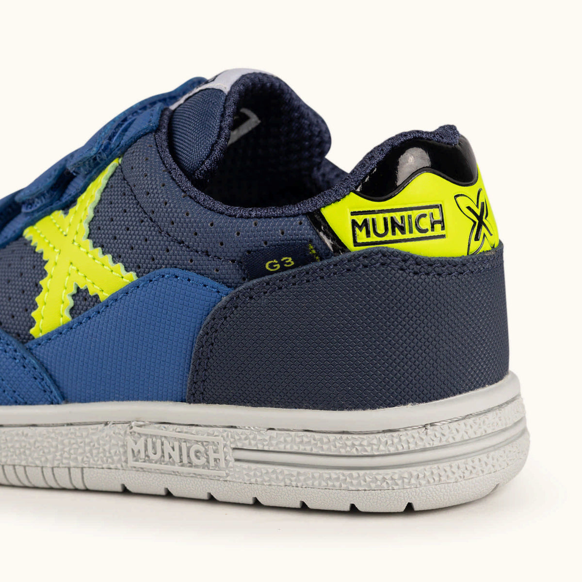 MUNICH G-3 KID VCO 468 Zapatillas fútbol sala Infantiles Azules y Amarillas con Velcro